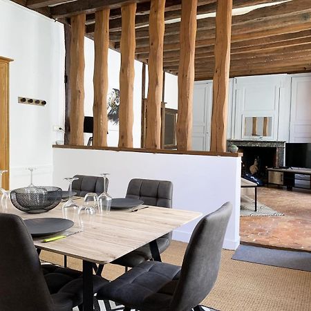 Le Clocher- Appartement Dans Le Coeur De Ville Chartres Esterno foto