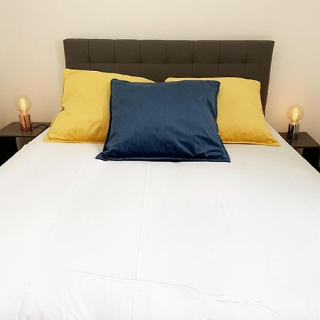 Le Clocher- Appartement Dans Le Coeur De Ville Chartres Esterno foto