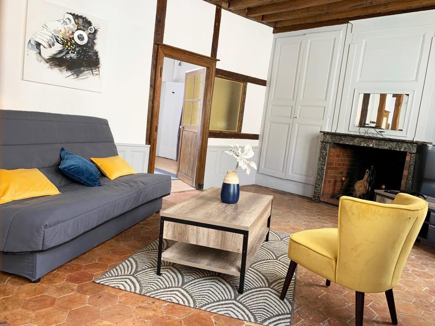 Le Clocher- Appartement Dans Le Coeur De Ville Chartres Esterno foto